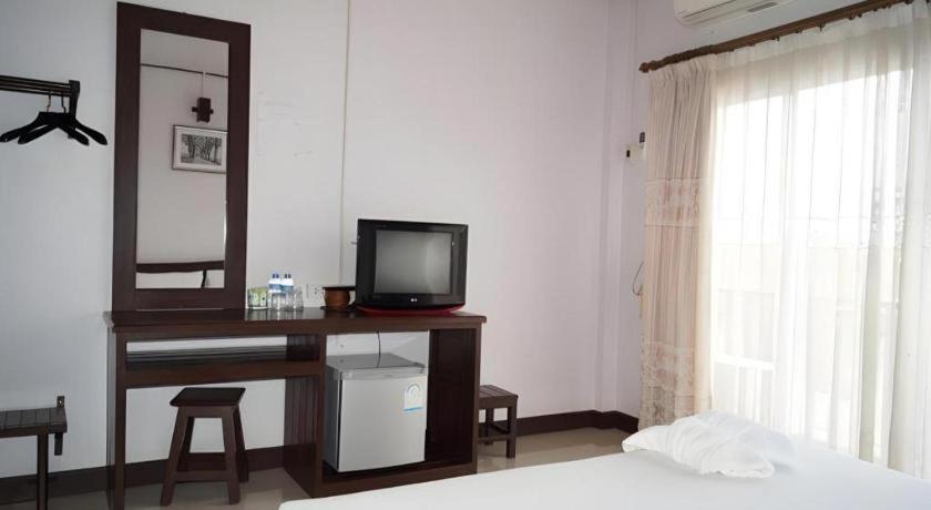 Phou Ang Kham 2 Hotel Ванг-Виенг Экстерьер фото